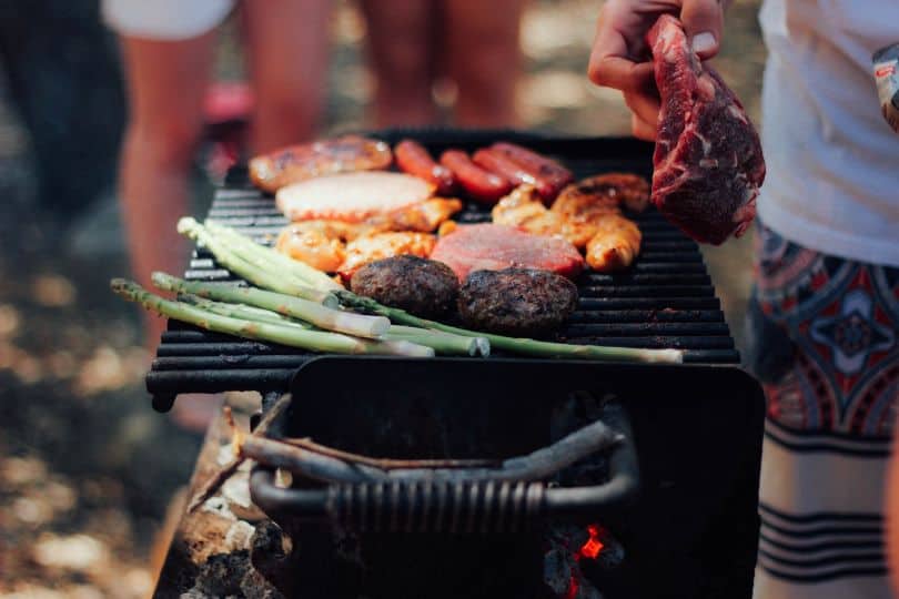 5 Types Of Grilling Equipment To Make Your Barbeque Party A