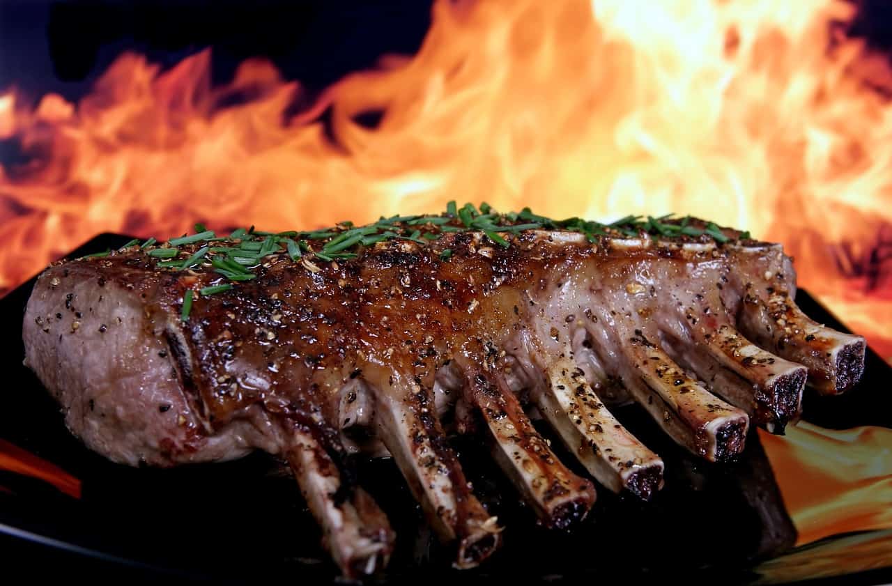 bank-holiday-barbecue-recipe-1-spicy-and-juicy-barbecue-ribs