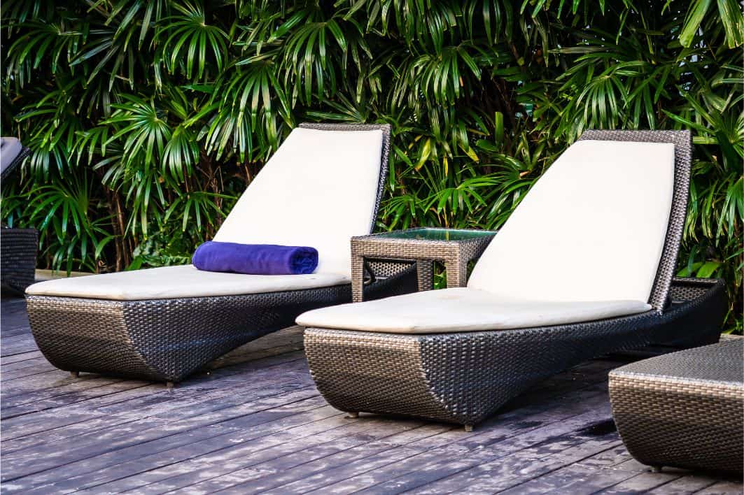 modern garden loungers