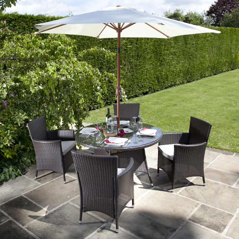BillyOh Rosario 4 Seater Flat Weave Rattan Round Dining Set